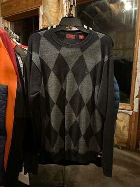IZOD Luxury Sport Men's Gray Argyle Wool Blend Crewneck Sweater Size L